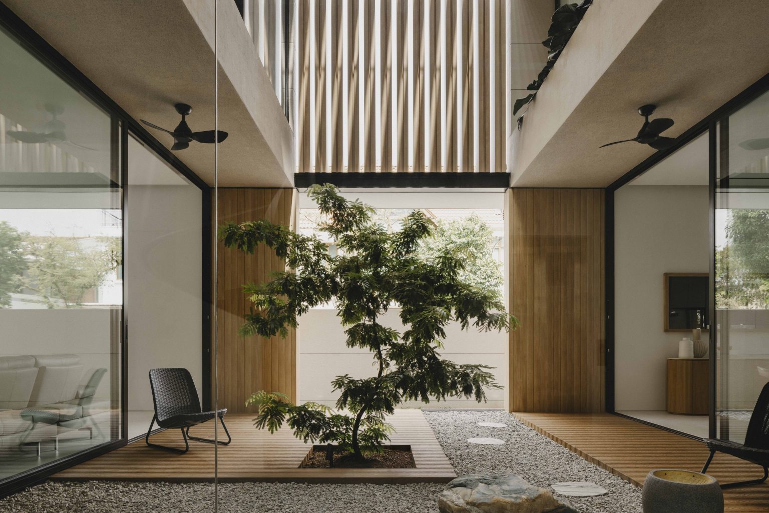Ming-Architects-97-Faber-Drive-26-LR-1536x1025